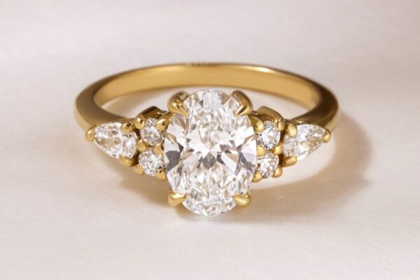 Oval Diamond Ring